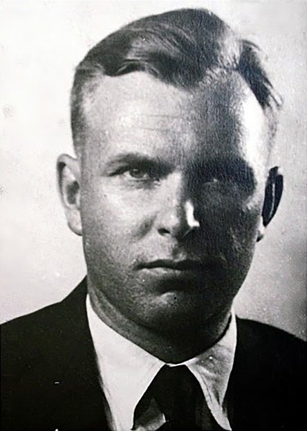 Лягин В.А. выпускник 1938 г. 